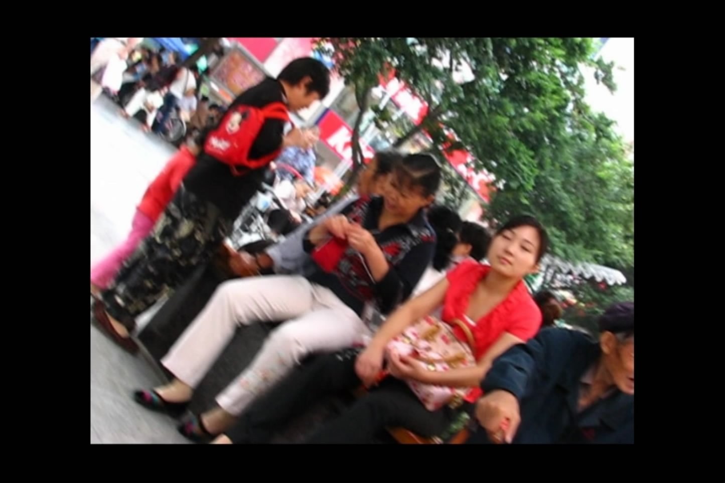 streetsnapshoep[00 01 19][20181210 201123 3]